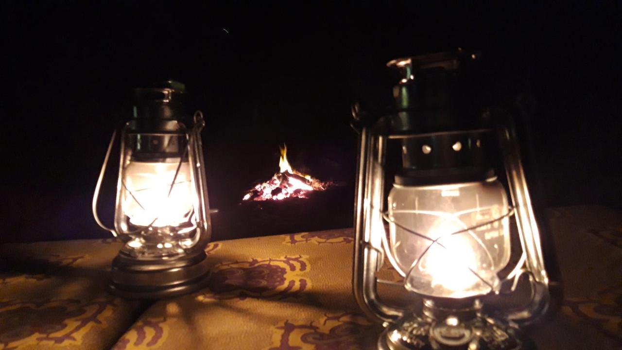 Afiki Hotel Elmina Luaran gambar