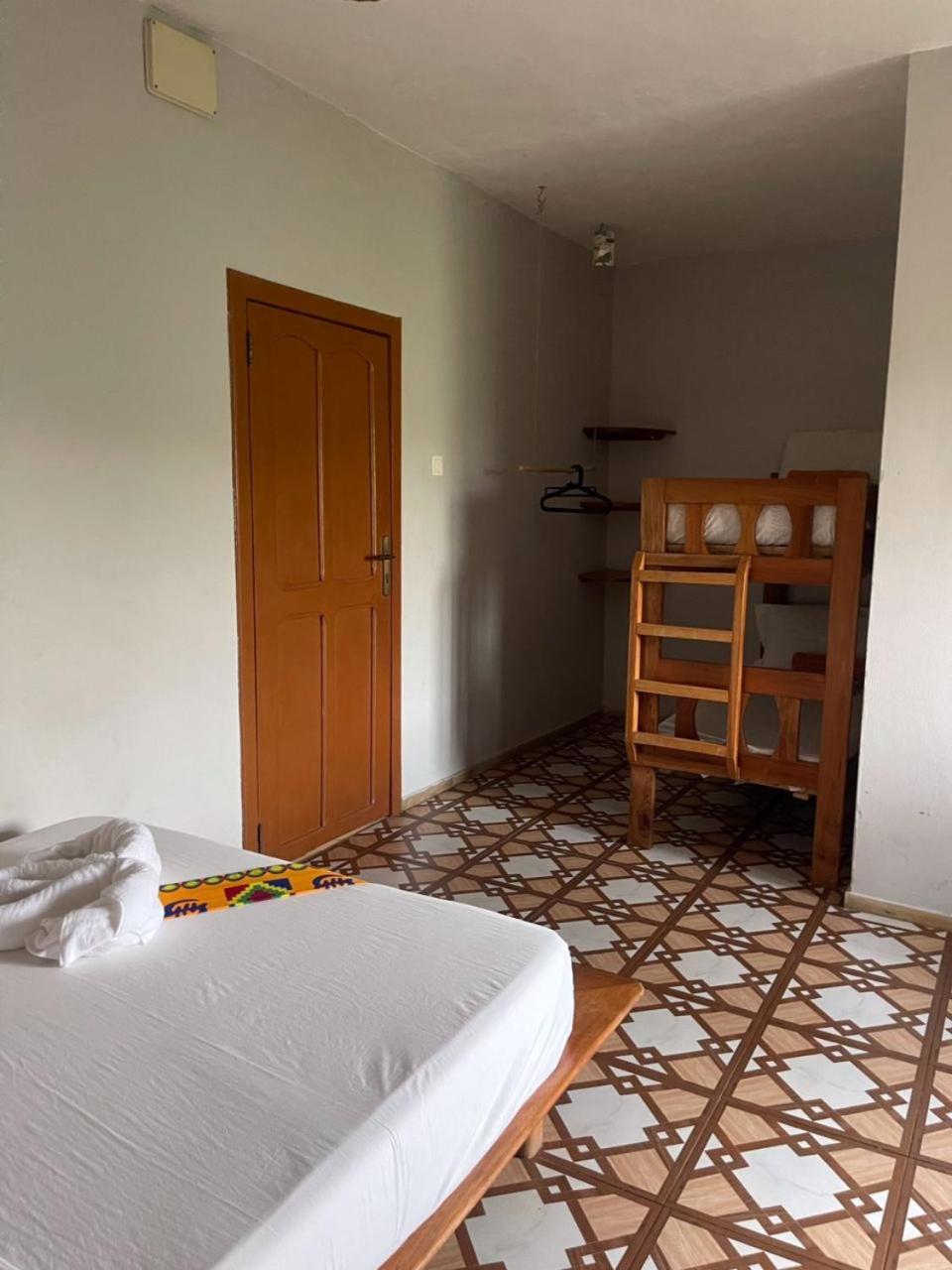 Afiki Hotel Elmina Luaran gambar