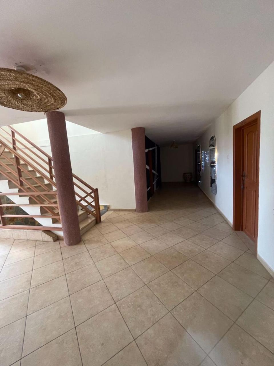 Afiki Hotel Elmina Luaran gambar