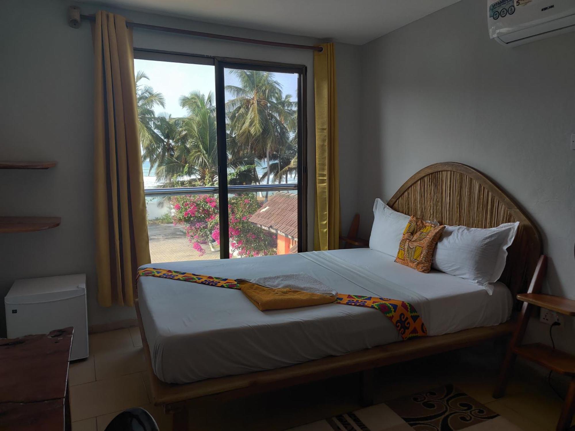 Afiki Hotel Elmina Luaran gambar